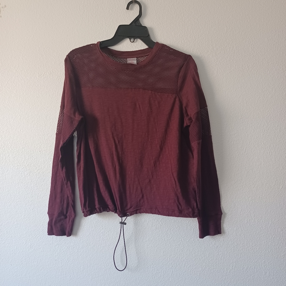 No boundaries top